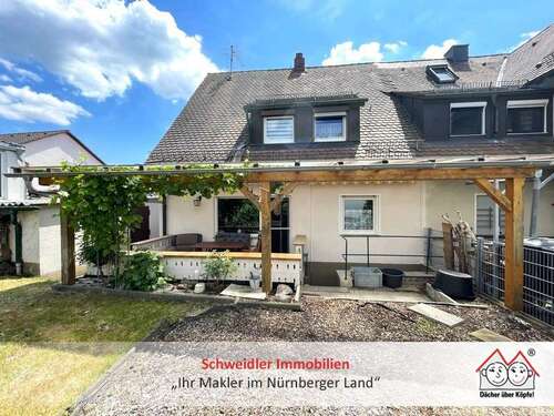 Foto - Haus zum Kaufen in Lauf 375.000,00 € 103.38 m²