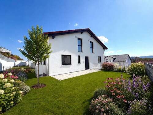Foto - Haus zum Kaufen in Teublitz 659.000,00 € 163.77 m²