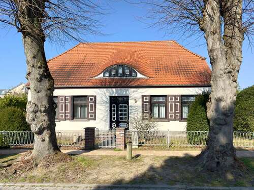 Foto - Haus zum Kaufen in Wustrow Dierhagen Strand 750.000,00 € 234 m²