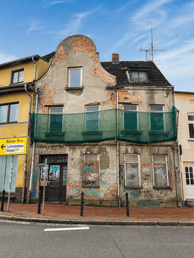 Foto - Haus zum Kaufen in Schwaan 75.000,00 € 150 m²