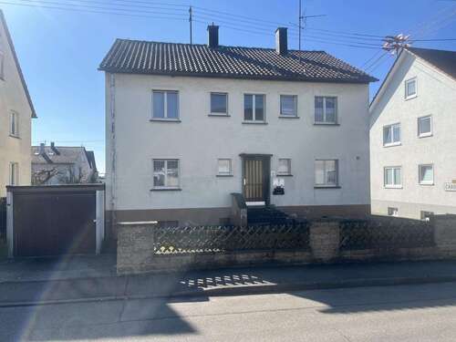 Foto - Haus zum Kaufen in Böblingen 539.000,00 € 153.8 m²