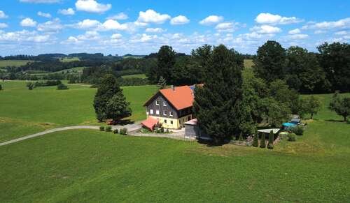 Foto - Haus zum Kaufen in Hergatz 810.000,00 € 300 m²