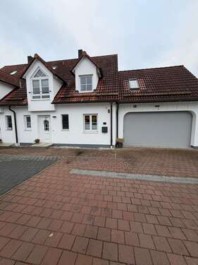 Foto - Haus zum Kaufen in Erdweg OT Eisenhofen 798.000,00 € 175 m²