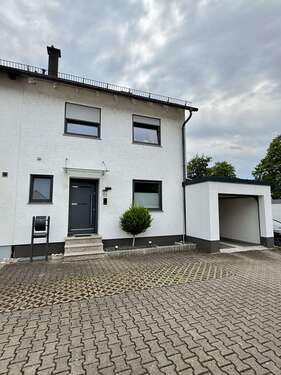 Foto - Haus zum Kaufen in Augsburg 965.000,00 € 183.86 m²