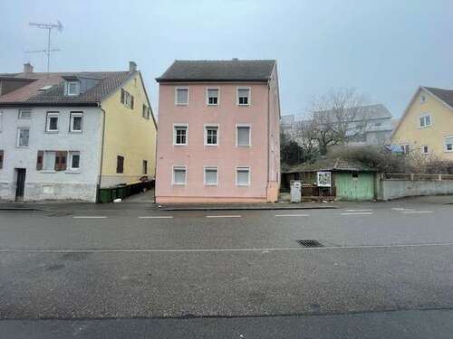 Foto - Haus zum Kaufen in Ludwigsburg 585.000,00 € 172 m²