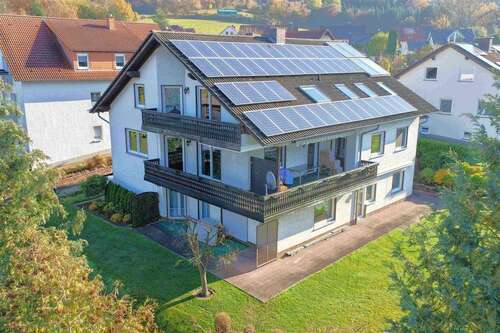 Foto - Haus zum Kaufen in Sontra 350.000,00 € 349 m²