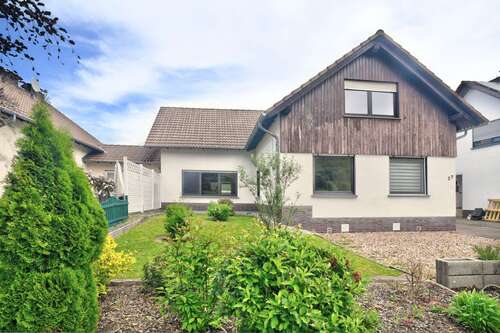 Foto - Haus zum Kaufen in Reinhardshagen 270.000,00 € 197 m²