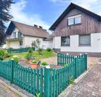 Haus zum Kaufen in Reinhardshagen 270.000,00 € 197 m²