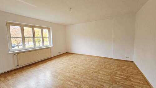 Foto - Wohnung zum Mieten in Magdeburg 345,18 € 57.53 m²