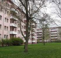 Wohnung zum Mieten in Halle 159,74 € 24.13 m²