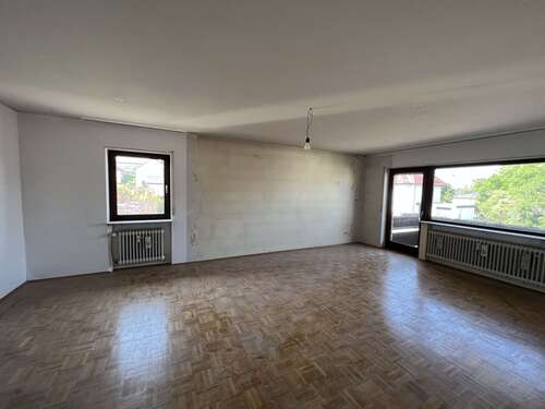 Foto - Wohnung zum Mieten in Hirschberg 880,00 € 80 m²