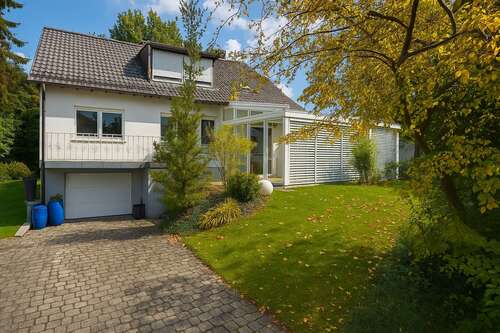 Foto - Haus zum Mieten in Neumarkt 1.300,00 € 144.67 m²