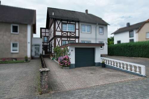 Foto - Haus zum Kaufen in Beverungen 93.500,00 € 142 m²