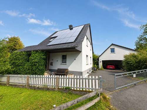 Foto - Haus zum Kaufen in Steinheim Sandebeck 190.000,00 € 135.23 m²