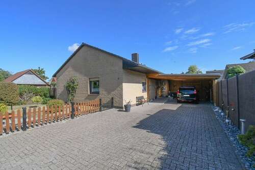 Foto - Haus zum Kaufen in Edewecht 339.000,00 € 112.42 m²