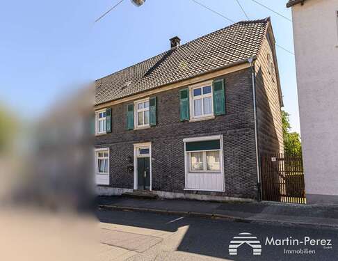 Foto - Haus zum Kaufen in Ennepetal 225.000,00 € 219 m²