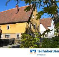 Haus zum Kaufen in Erlangen Frauenaurach 287.000,00 € 236 m² - Erlangen / Frauenaurach
