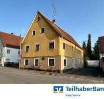 Haus zum Kaufen in Erlangen Frauenaurach 359.000,00 € 236 m² - Erlangen / Frauenaurach