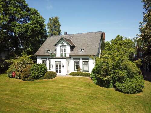 Foto - Haus zum Kaufen in Bokholt-Hanredder 595.000,00 € 274.84 m²