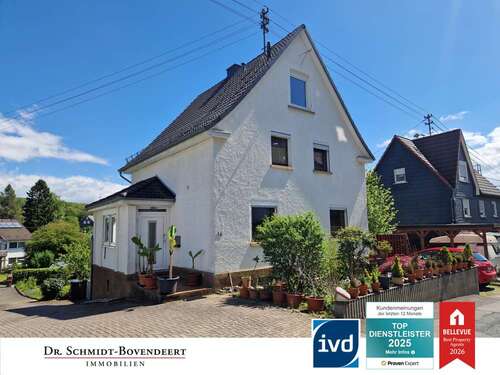 Foto - Haus zum Kaufen in Wilnsdorf Flammersbach 235.000,00 € 125 m²