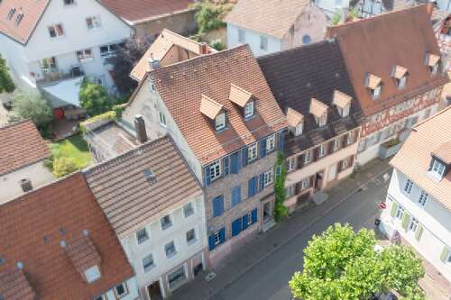Foto - Haus zum Kaufen in Weinheim 769.000,00 € 247 m²