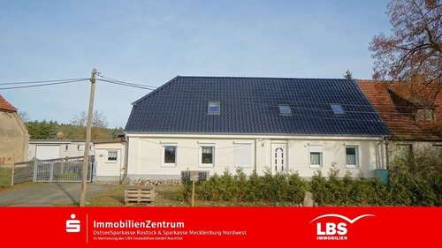 Foto - Haus zum Kaufen in Dämelow 220.000,00 € 181.08 m²