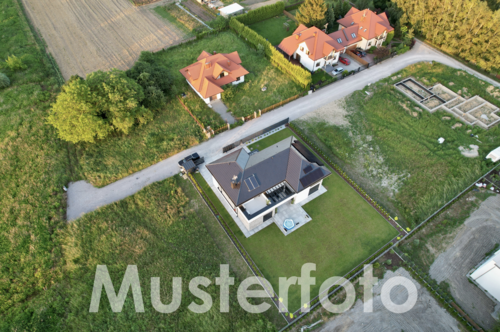 Foto - Grundstück zu verkaufen in Neulussheim 195.000,00 € 270 m²