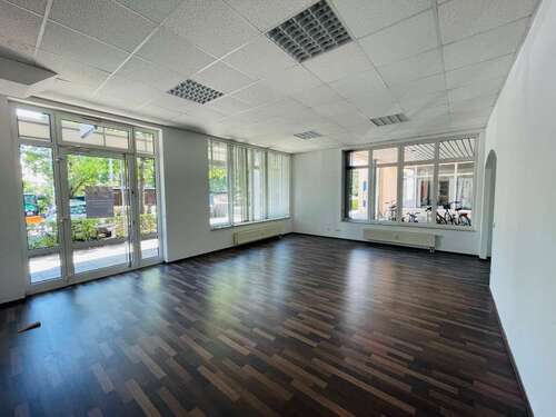 Foto - Einzelhandel in Dachau 1.180,74 € 81.43 m²
