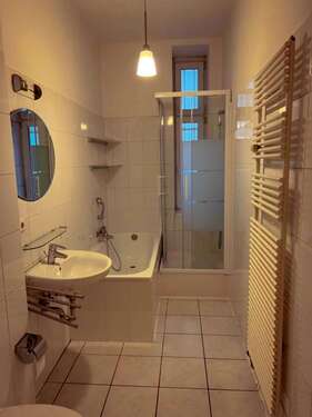 Foto - WG-Zimmer in Frankfurt am Main 999,00 € 25 m²