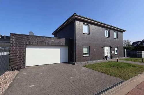 Foto - Haus zum Kaufen in Rotenburg (Wümme) 570.000,00 € 222 m²