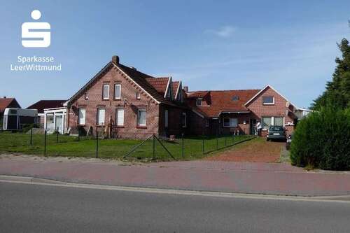 Foto - Haus zum Kaufen in Ostrhauderfehn 80.000,00 € 240 m²