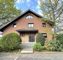 Haus zum Kaufen in Kriftel 890.000,00 € 251 m²