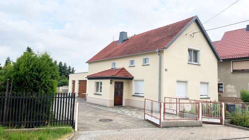 Foto - Haus zum Kaufen in Großenhain 103.000,00 € 90.77 m²