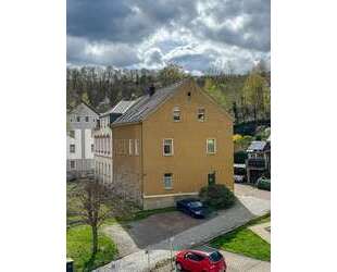 Haus zum Kaufen in Schwarzenberg 250.000,00 € 355.5 m²
