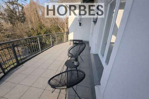 Foto - Wohnung zum Mieten in Glauchau 1.100,00 € 139 m²