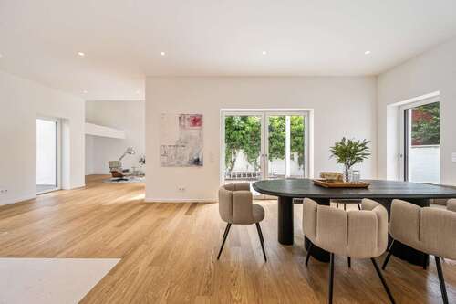 Foto - Haus zum Kaufen in Bad Soden am Taunus 1.450.000,00 € 192 m²