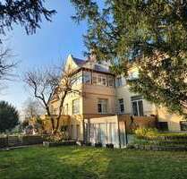 Haus zum Kaufen in Markkleeberg 1.600.000,00 € 489 m²