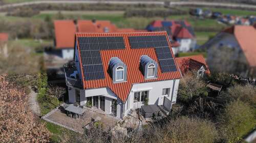 Foto - Haus zum Kaufen in Kist 699.000,00 € 215 m²