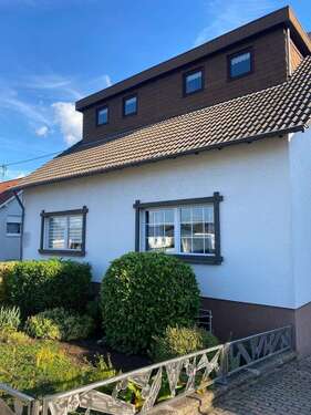 Foto - Haus zum Kaufen in Schmelz 215.000,00 € 178 m²