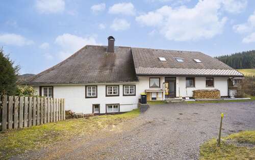 Foto - Haus zum Kaufen in Feldberg Altglashütten 795.000,00 € 365 m²