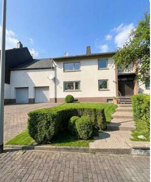 Foto - Haus zum Kaufen in Rheinland-Pfalz - Longkamp 299.000,00 € 240 m²