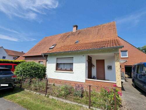 Foto - Haus zum Kaufen in Hille 195.000,00 € 193.3 m²