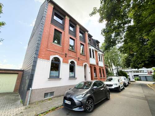 Foto - Haus zum Kaufen in Krefeld 450.000,00 € 200 m²