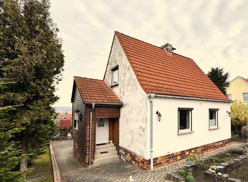 Foto - Haus zum Kaufen in Seegebiet Mansfelder Land OT Amsdorf 190.000,00 € 172 m²