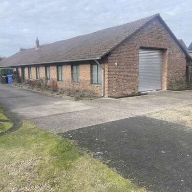 Foto - Halle in Neuss 672,30 € 71 m² - 672,30&nbsp;EUR Kaltmiete, ca.&nbsp; 71,00&nbsp;m&sup2;