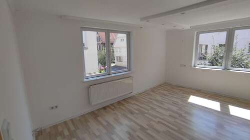 Foto - Wohnung zum Mieten in Pleidelsheim 1.200,00 € 94 m²
