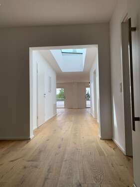 Foto - Wohnung zum Mieten in Traunreut 1.580,00 € 148.54 m²