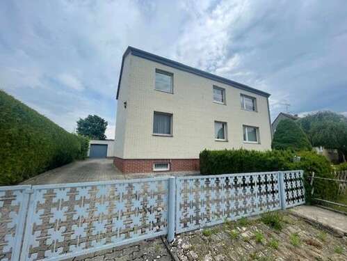 Foto - Haus zum Kaufen in Helmstedt 159.000,00 € 155 m²