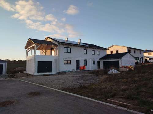 Foto - Haus zum Kaufen in Holzheim 649.000,00 € 290 m²