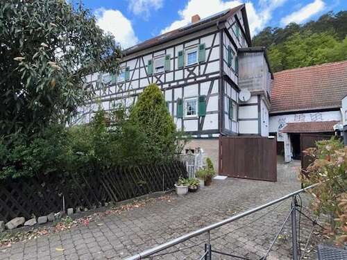 Foto - Haus zum Kaufen in Hinterweidenthal 219.000,00 € 220 m²